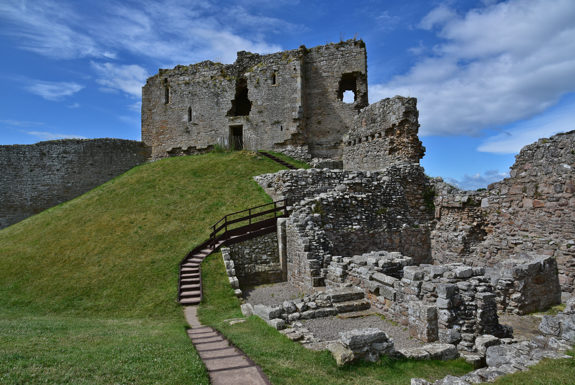 Great Castles - Duffus Castle